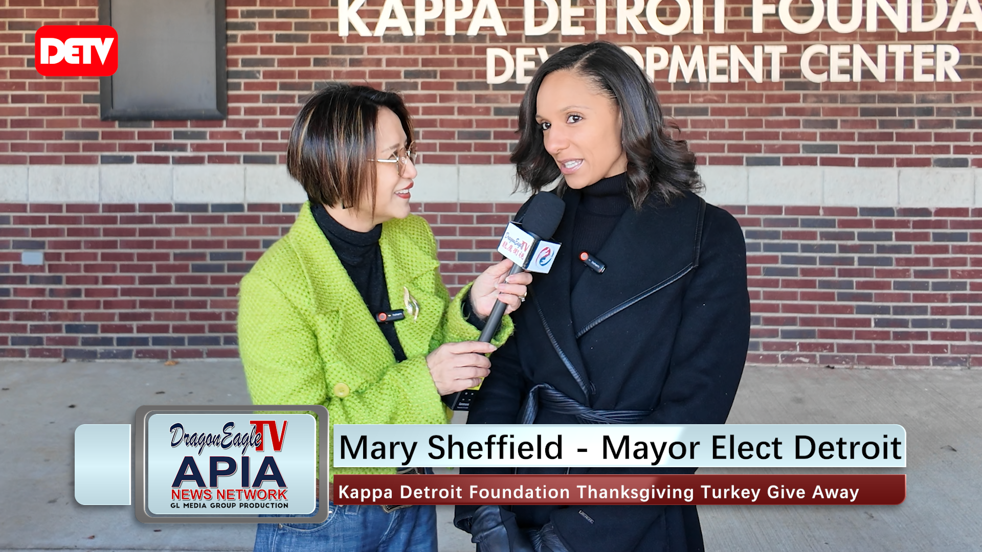 Detroit Mayor-Elect Mary Sheffield at The Thanksgiving Turkey Giveaway